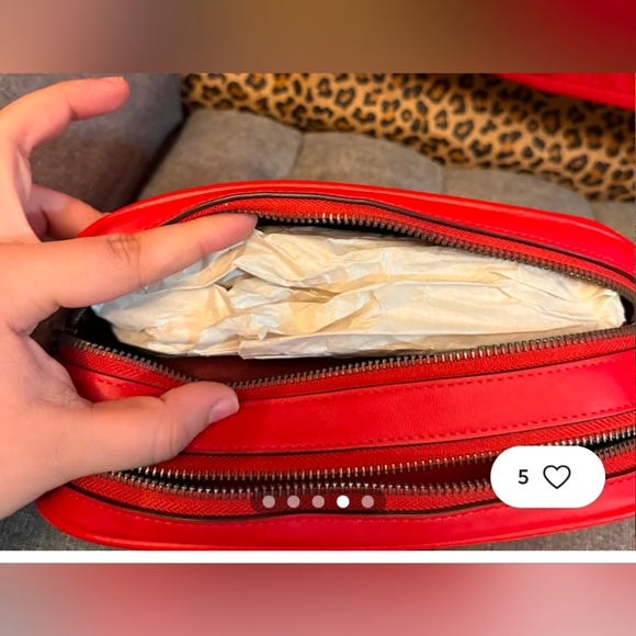 Coach Red Quilted ⭐ Star ⭐ 🤩🤩 Crossbody Bag - Picture 4 of 16